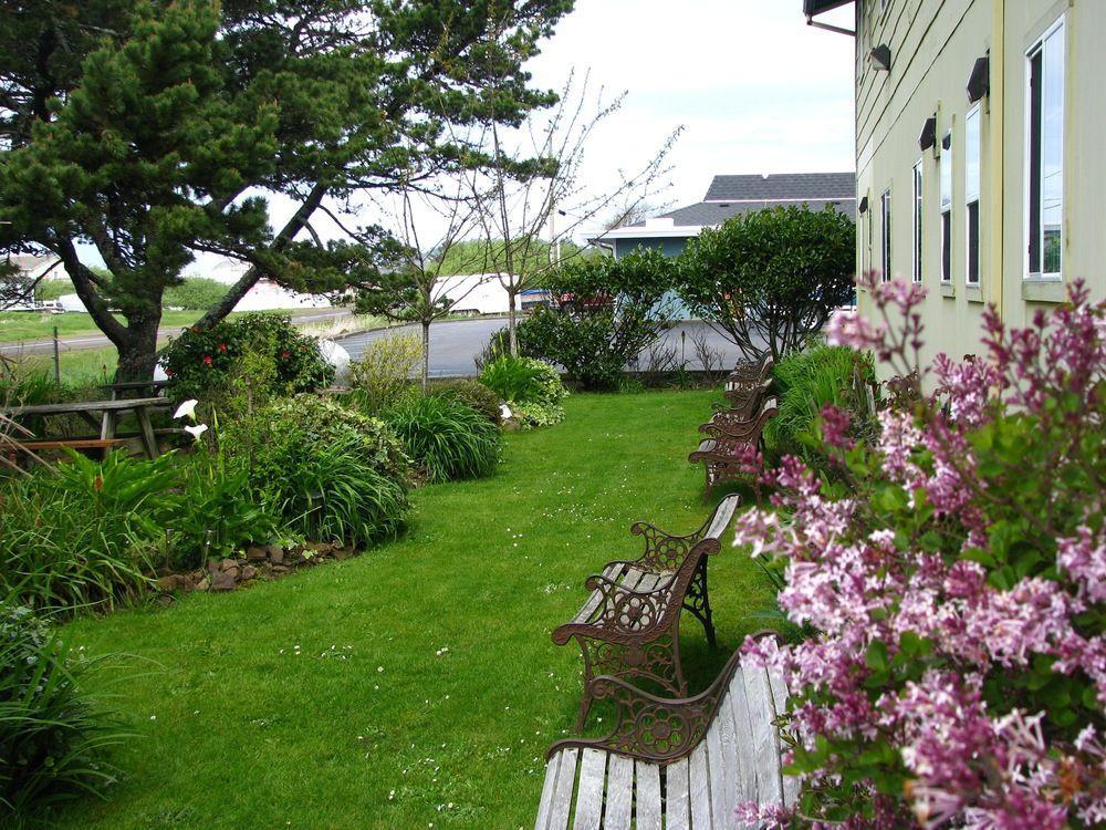 Pacific City Inn Exterior photo