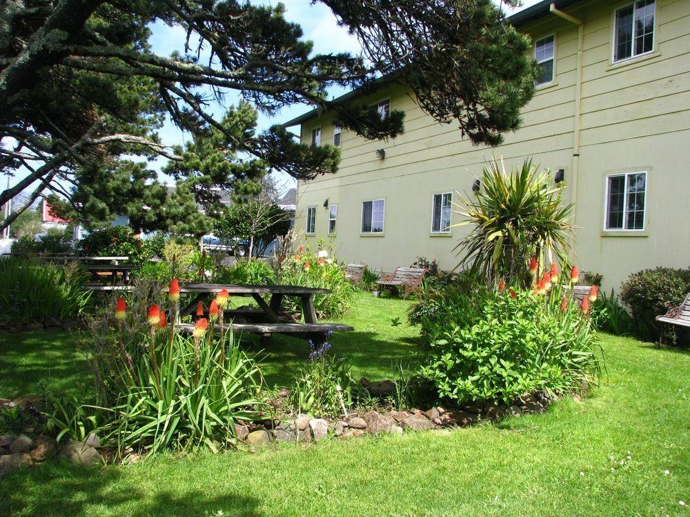 Pacific City Inn Exterior photo