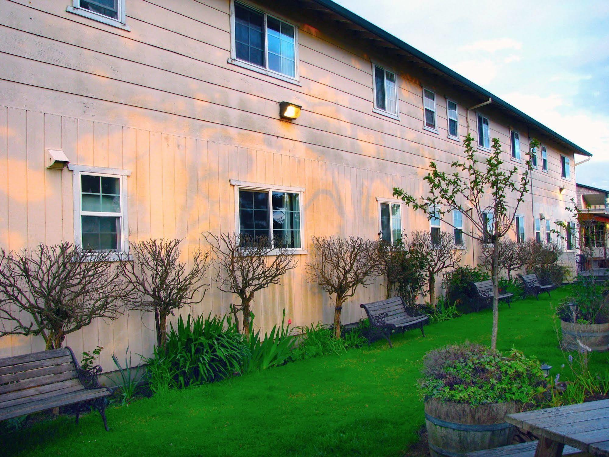 Pacific City Inn Exterior photo